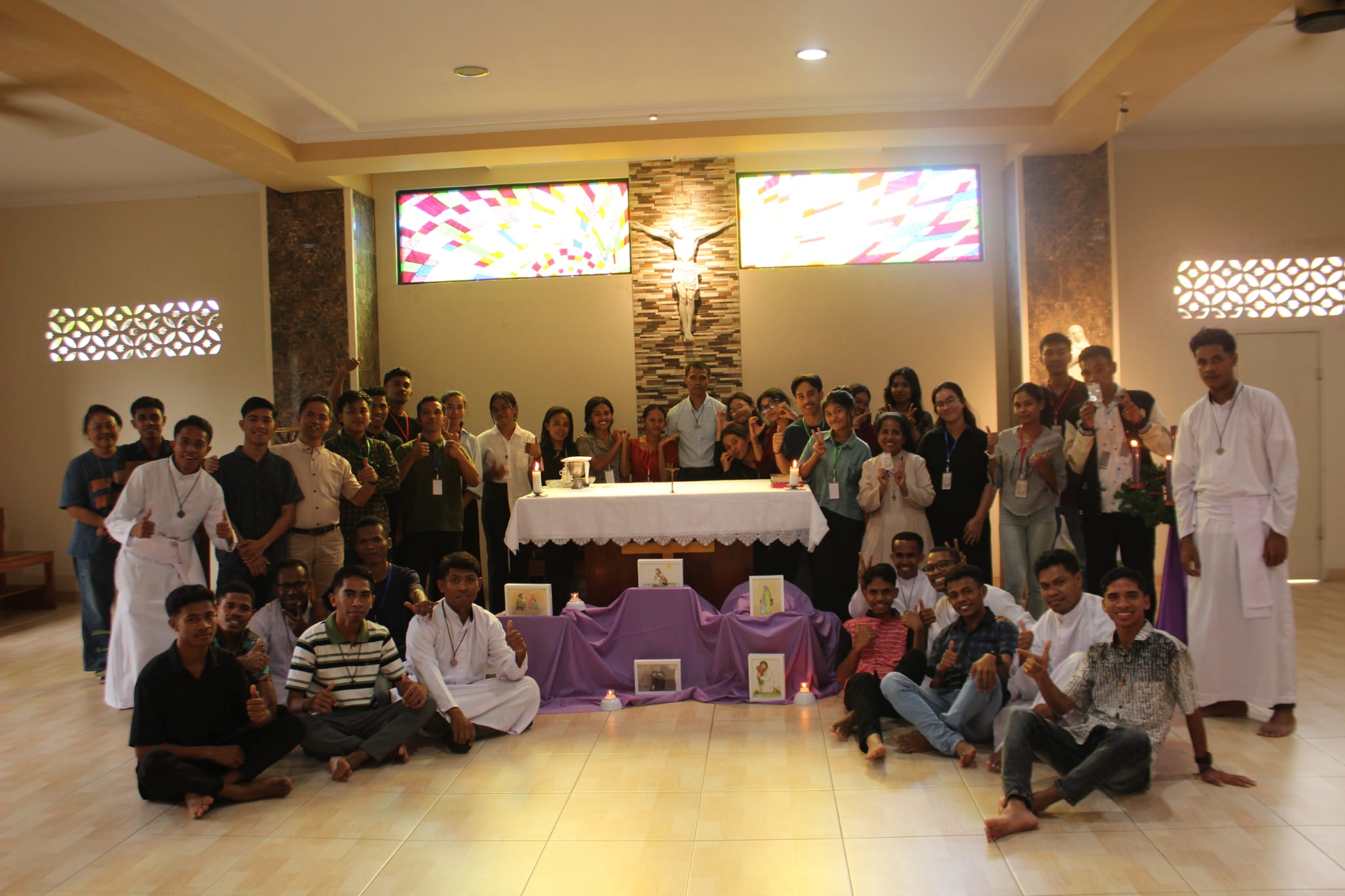 Primer retiro de jóvenes universitarios en Yogyakarta
